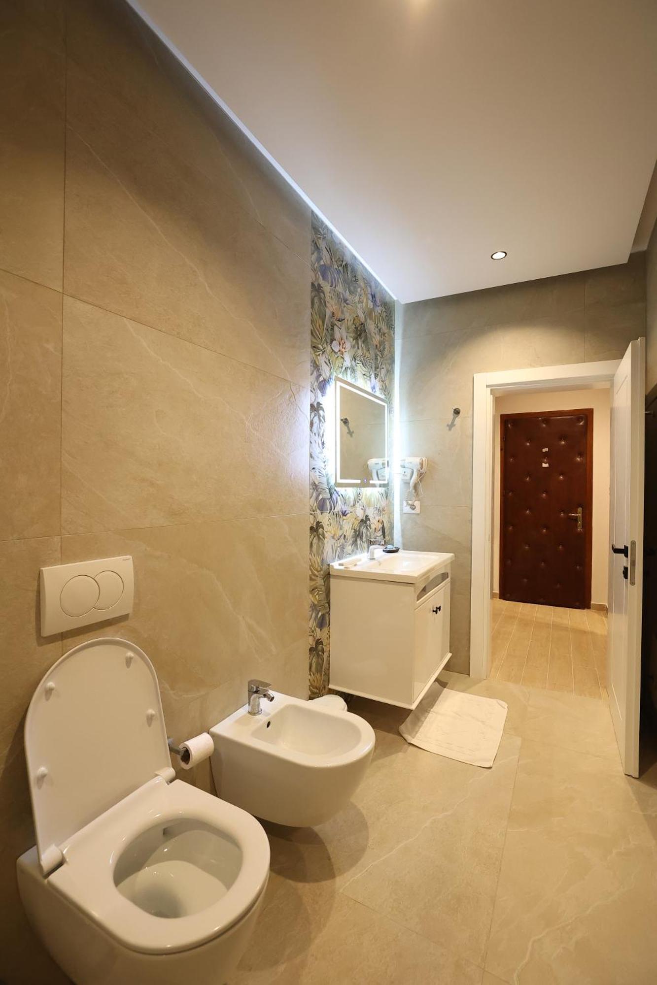 Hotel Elvis 3*