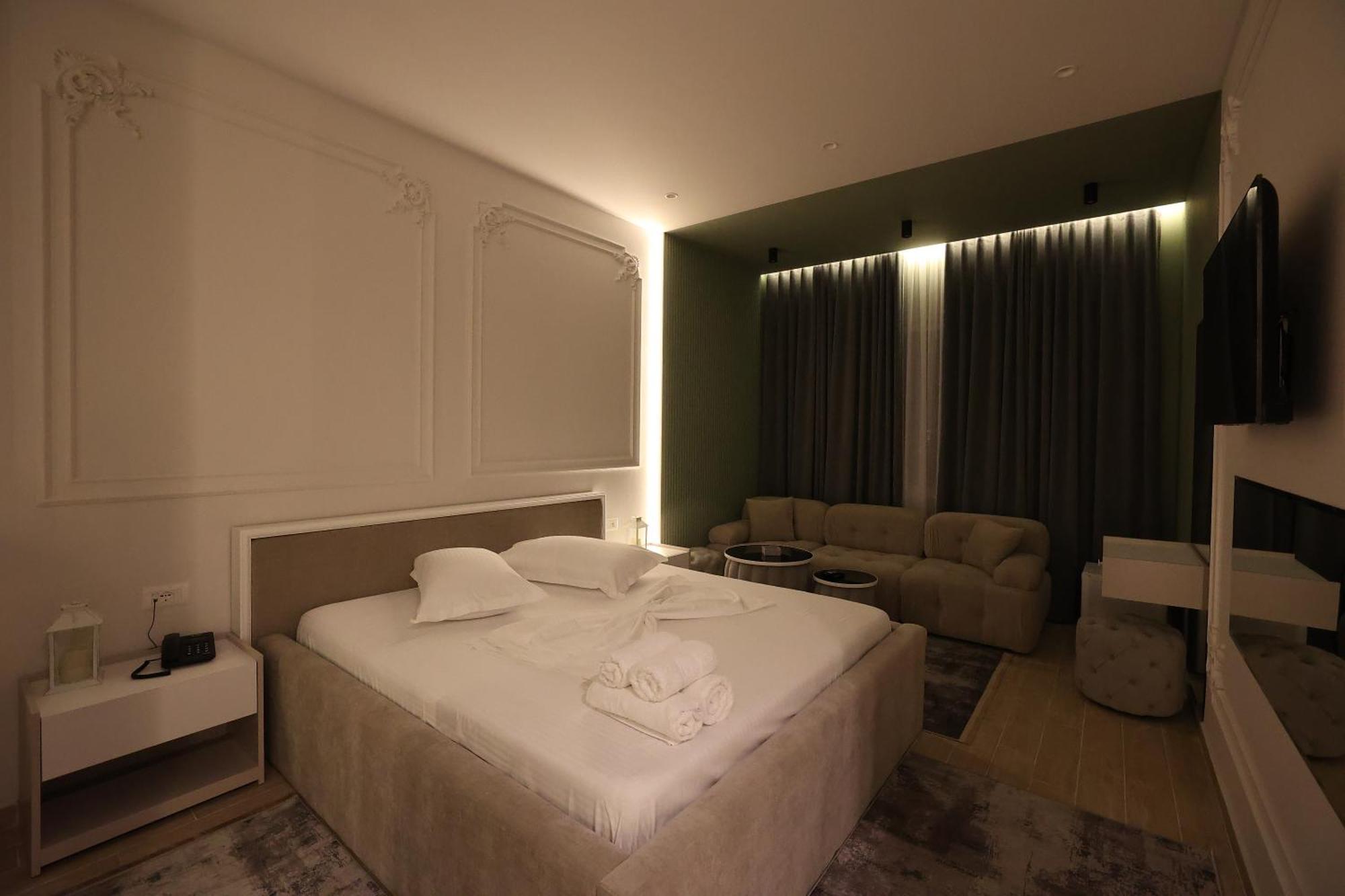 Elvis Hotel Mjull-Bethore